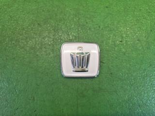 Эмблема задняя TOYOTA CROWN AWS210 2AR-FSE 75371-30220 1 ракурс