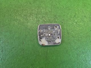 Эмблема задняя TOYOTA CROWN AWS210 2AR-FSE 75371-30220 3 ракурс