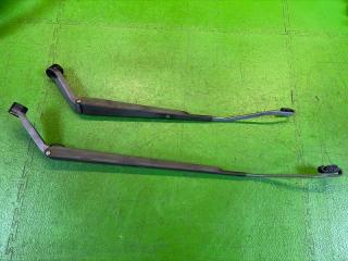 Дворник TOYOTA IST NCP65 1NZ-FE 8522152140 8521152140 1 ракурс