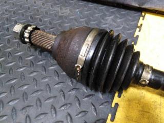 Привод правый передний NISSAN JUKE F15 MR16-DDT 39100-1KB0A 2 ракурс Привод правый передний NISSAN JUKE F15 MR16-DDT 39100-1KB0A 2 ракурс