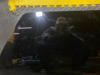 Стекло собачника правое заднее TOYOTA VELLFIRE ANH25 2AZ-FE 62710-58180 2 ракурс