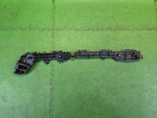 Крепление бампера левое заднее TOYOTA PRIUS ZVW55 2ZR-FXE 52576-47040 2 ракурс