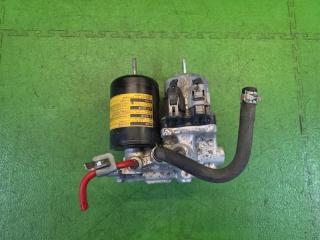 Запчасть блок abs TOYOTA PRIUS 2014