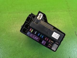 Блок предохранителей TOYOTA ROOMY M900A 1KR-FE 82641-B2010-J 2 ракурс