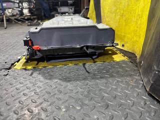 Батарея высоковольтная TOYOTA VOXY ZWR80 2ZR-FXE G9510-28030, G9280-28070 2 ракурс Батарея высоковольтная TOYOTA VOXY ZWR80 2ZR-FXE G9510-28030, G9280-28070 2 ракурс