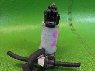Насос омывателя HONDA FREED SPIKE GB4 L15A 2 ракурс Насос омывателя HONDA FREED SPIKE GB4 L15A 2 ракурс