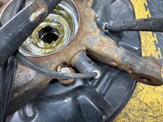 Ступица правая задняя TOYOTA CROWN JZS179 2JZ-GE 42305-51010 42301-30040, 42431-51010 47730-30480 4 ракурс