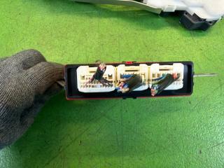 Доводчик двери правый задний LEXUS LS460 USF40 1UR-FSE 89224-50110, A046693, 123300-6791 4 ракурс
