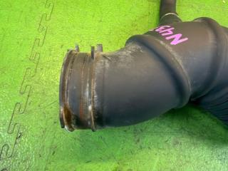 Патрубок воздушного фильтра TOYOTA YARIS MXPA10 M15A-FKS 17880-15090, 17881-15210 2 ракурс Патрубок воздушного фильтра TOYOTA YARIS MXPA10 M15A-FKS 17880-15090, 17881-15210 2 ракурс
