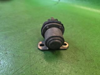 Реле стартера MITSUBISHI PAJERO V45W 6G74 3 ракурс Реле стартера MITSUBISHI PAJERO V45W 6G74 3 ракурс