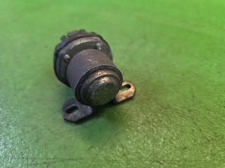 Реле стартера MITSUBISHI PAJERO V45W 6G74 3 ракурс Реле стартера MITSUBISHI PAJERO V45W 6G74 3 ракурс