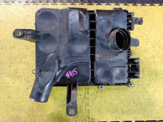 Корпус воздушного фильтра DAIHATSU BE-GO J200G 3SZ-VE 17881-B1040 2 ракурс Корпус воздушного фильтра DAIHATSU BE-GO J200G 3SZ-VE 17881-B1040 2 ракурс