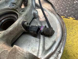 Ступица передняя AUDI A4 (B9) 8W2 CYRB 8W0407253F 8W0407254F, 8W0615107C,8W0615108C,8W0615301P 4 ракурс