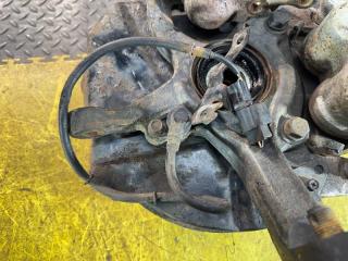 Ступица левая передняя MITSUBISHI DELICA PD6W 6G72 MB922057, MR151873 MB895730 MR205262 4 ракурс