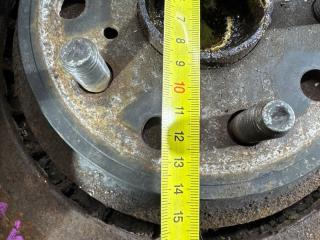 Ступица передняя LEXUS LS600H UVF45 2UR-FSE 43550-50062, 43512-50250 43516-50010 47750-50210 47730-50210 5 ракурс Ступица передняя LEXUS LS600H UVF45 2UR-FSE 43550-50062, 43512-50250 43516-50010 47750-50210 47730-50210 5 ракурс