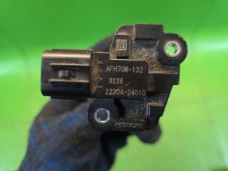 Датчик подачи воздуха TOYOTA YARIS MXPA10 M15A-FKS 22204-24010, AFH70M-132 4 ракурс