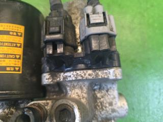 Блок abs TOYOTA PRIUS ZVW30 2ZR-FXE 47070-47060, 47070-47050 2 ракурс Блок abs TOYOTA PRIUS ZVW30 2ZR-FXE 47070-47060, 47070-47050 2 ракурс