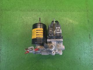 Запчасть блок abs TOYOTA PRIUS 2015