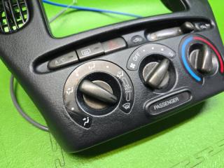 Блок климат-контроля TOYOTA FUNCARGO NCP25 1NZ-FE 55417-52010 2 ракурс