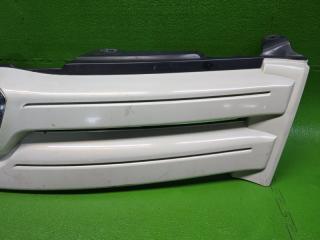 Решетка передняя TOYOTA IST NCP65 1NZ-FE 53111-52190 4 ракурс