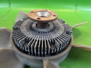 Вязкомуфта TOYOTA GRANVIA KCH16 1KZ-TE 1621067020 1636167030 3 ракурс
