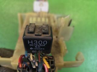 Реле MAZDA PROCEED MARVIE UV56R G5-E DC12V20A 5 ракурс