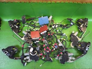 Доводчик двери TOYOTA CROWN GRS203 3GR-FSE 89222-30150, 89225-30030, 89224-30090, 123300-6870, 123300-6900, 123300-6890 1 ракурс