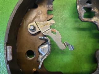 Тормозные колодки задние MAZDA BONGO SK82MN F8 44060-HA026 3 ракурс