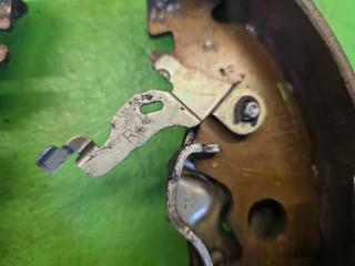 Тормозные колодки задние MAZDA BONGO SK82MN F8 44060-HA026 5 ракурс