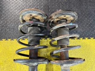 Стойка подвески передняя MITSUBISHI PAJERO IO H66W 4G93 MR319792 3 ракурс
