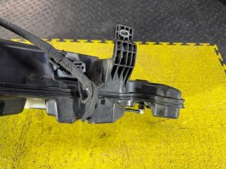 Бачок стеклоомывателя AUDI A4 (B9) 8W2 CYRB 8W0955451L 5 ракурс