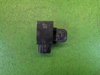 Датчик парковки задний TOYOTA CROWN MAJESTA UZS207 3UZ-FE 89341-33110-C0, 89348-33020 4 ракурс