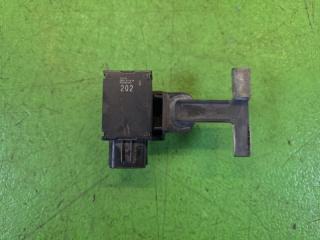Датчик парковки задний TOYOTA CROWN MAJESTA UZS207 3UZ-FE 89341-33110-C0, 89348-33020 4 ракурс