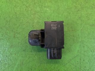 Датчик парковки задний TOYOTA CROWN MAJESTA UZS207 3UZ-FE 89341-33110-C0, 89348-33020 4 ракурс