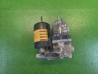 Запчасть блок abs TOYOTA PRIUS 2011