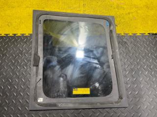 Стекло собачника правое заднее TOYOTA SIENTA NCP85 1NZ-FE 62711-52270 5 ракурс Стекло собачника правое заднее TOYOTA SIENTA NCP85 1NZ-FE 62711-52270 5 ракурс