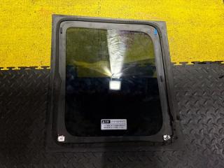 Стекло собачника правое заднее TOYOTA SIENTA NCP85 1NZ-FE 62711-52270 5 ракурс Стекло собачника правое заднее TOYOTA SIENTA NCP85 1NZ-FE 62711-52270 5 ракурс