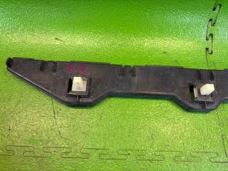 Крепление бампера правое заднее TOYOTA MARK II BLIT JZX115 1JZ-GE 5215722090 2 ракурс