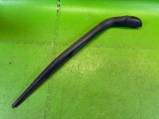 Дворник задней двери задний TOYOTA SPADE NCP145 1NZ-FE 85241-52210, 85242-52100 1 ракурс