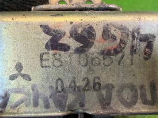 Реле MITSUBISHI PAJERO V23W 6G72 E8T06571 2 ракурс