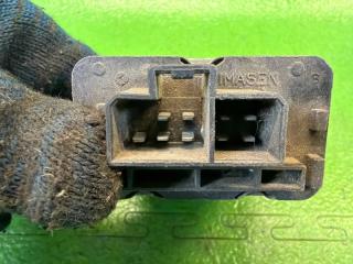 Реле MITSUBISHI PAJERO V23W 6G72 E8T06571 3 ракурс