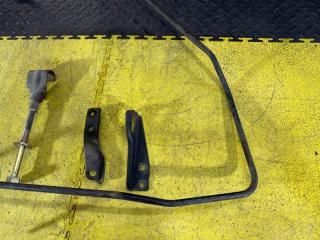 Крепление запасного колеса NISSAN SERENA TNC24 57210-4N010 57230-W2701, 57220-4N000 57235-60R00 4 ракурс