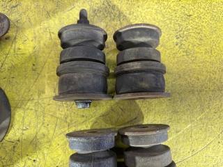 Подушка кузова TOYOTA LAND CRUISER HDJ81 1HD-T 52201-60021,52203-60042,52204-60042,52204-60061,52205-60010,52206-60010,52209-60050,52241-60020,52242-60010 3 ракурс