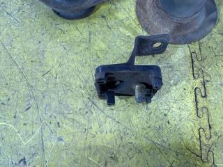 Подушка кузова TOYOTA LAND CRUISER HDJ81 1HD-T 52201-60021,52203-60042,52204-60042,52204-60061,52205-60010,52206-60010,52209-60050,52241-60020,52242-60010 4 ракурс