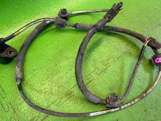 Датчик abs правый задний TOYOTA LAND CRUISER CYGNUS UZJ100 2UZ-FE 89545-60030 3 ракурс