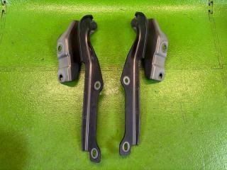 Петля капота MAZDA MAZDA 3 BP5P P5-VPS 1 ракурс Петля капота MAZDA MAZDA 3 BP5P P5-VPS 1 ракурс