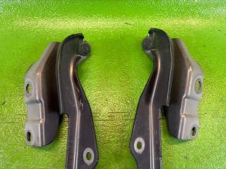 Петля капота MAZDA MAZDA 3 BP5P P5-VPS 3 ракурс Петля капота MAZDA MAZDA 3 BP5P P5-VPS 3 ракурс