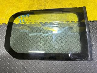 Стекло собачника правое заднее TOYOTA PROBOX NSP160 1NR-FE 62710-52211 1 ракурс