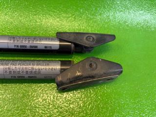 Амортизатор багажника TOYOTA ESQUIRE ZWR80 2ZR-FXE 68950-0W600 68960-0W600 2 ракурс