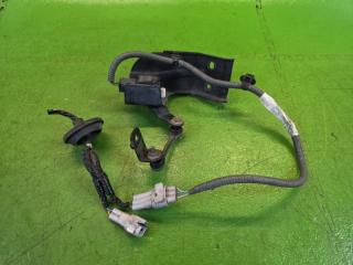 Датчик уровня кузова задний SUZUKI SX4 S-CROSS YA22S M16A 38640-80J10 2 ракурс
